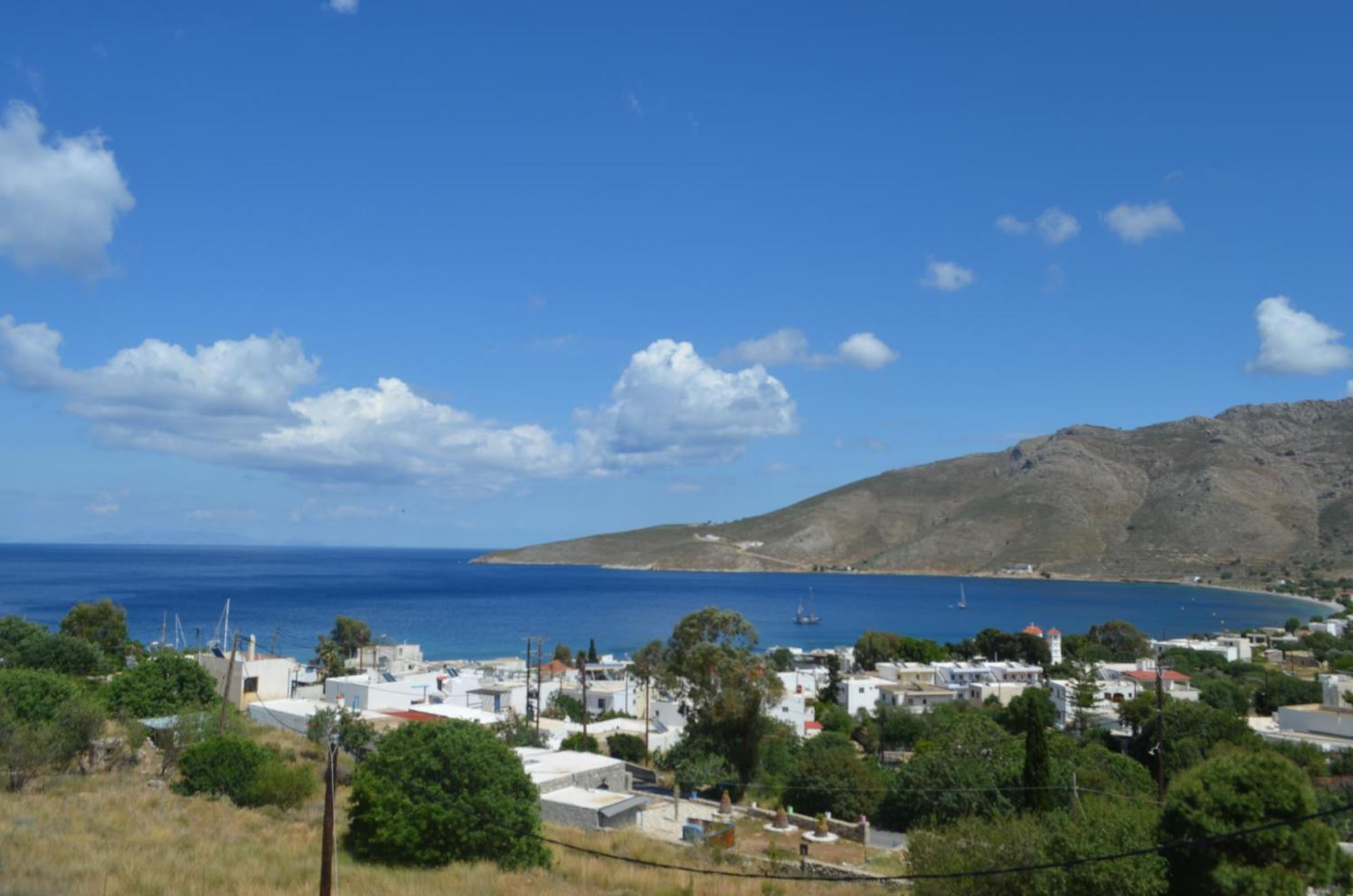Nikos Studios Ливадия Экстерьер фото