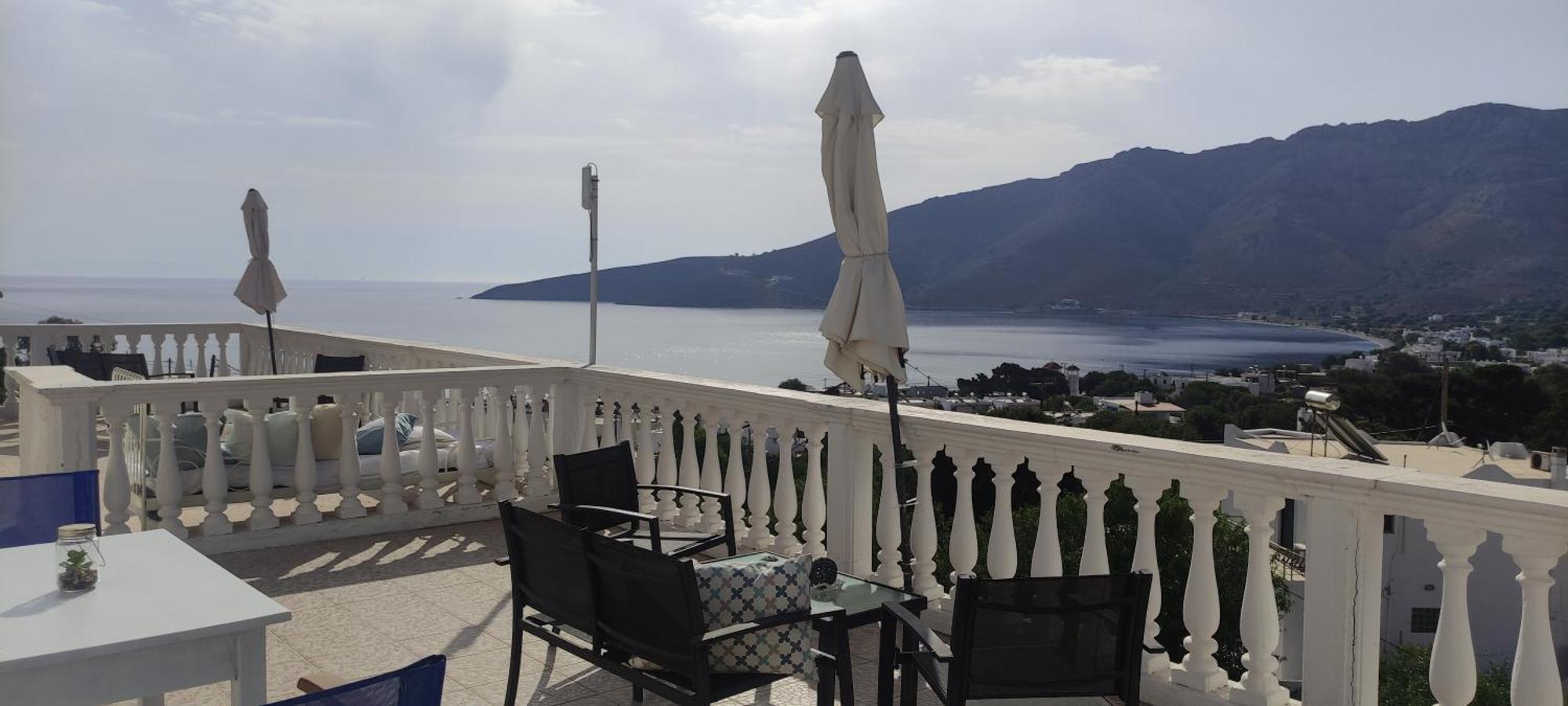 Nikos Studios Ливадия Номер фото
