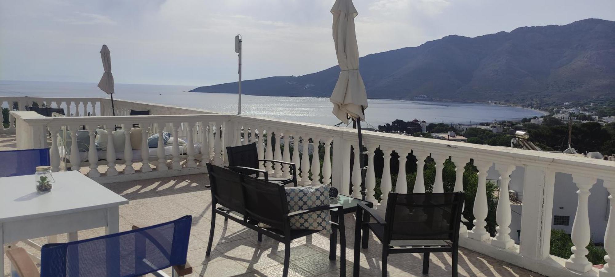 Nikos Studios Ливадия Номер фото